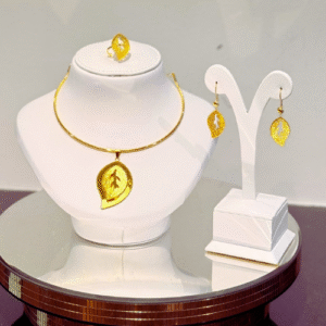 22K Gold Nature’s Elegance Leaf Motif Jewelry Set